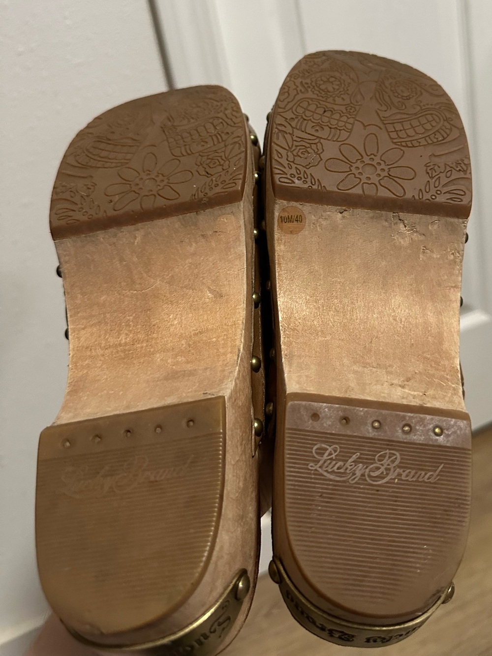 Lucky Brand Brown Leather Perforated Mule Clogs Women’s 10 - Picture 8 of 8